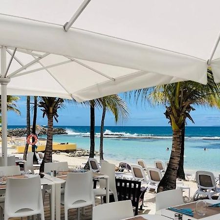 Vue Mer & Acces Direct A La Plage Avec Magnifique Piscine Surveillee Par Un Maitre Nageur Saint-Francois  Luaran gambar